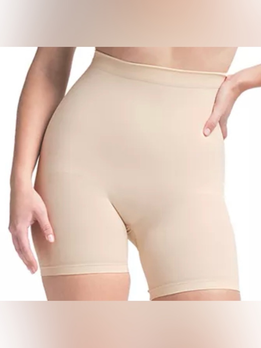 SKIMS Seamless Sculpt Mid Thigh Shapewear Shorts Beige S/M